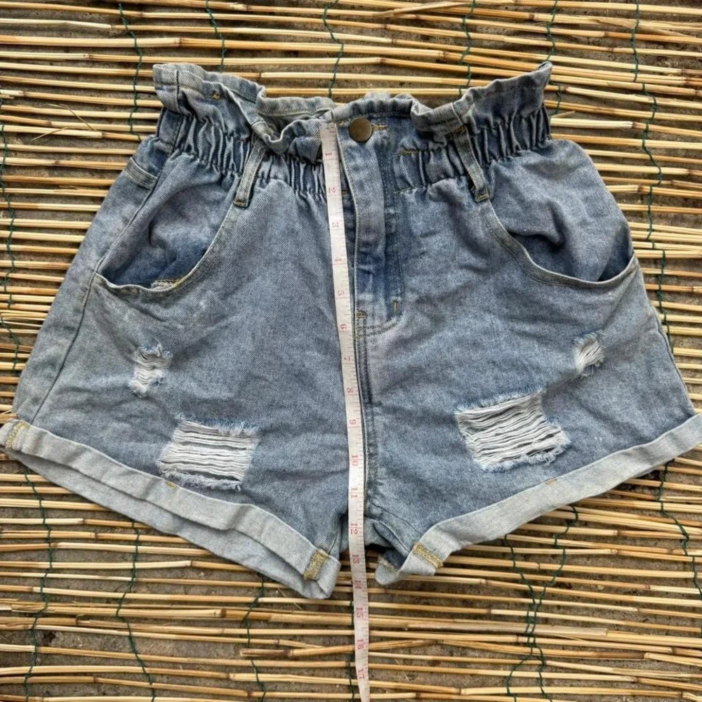 Hyfve Women's High Waist Denim Shorts Size Small Light Blue Distressed Cuffed‎